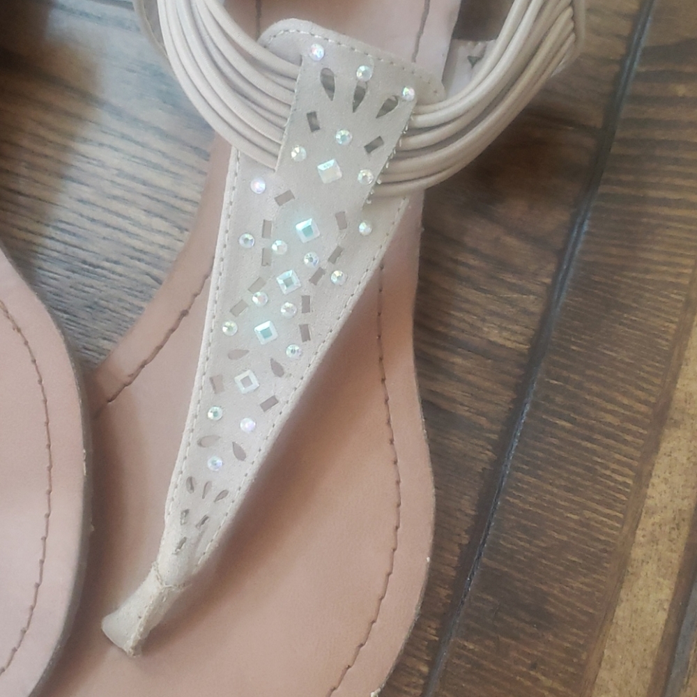 Sandals - Picture 2 of 5